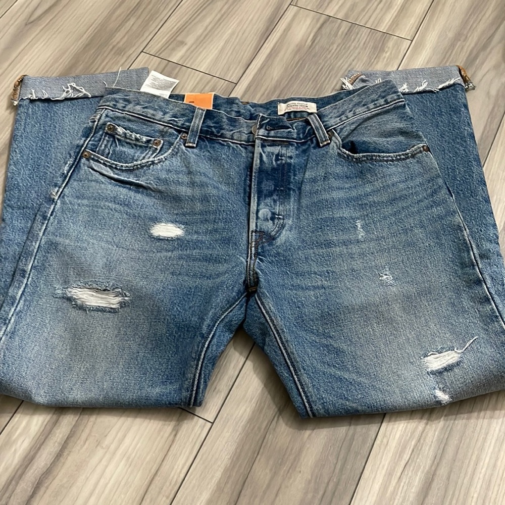 Mid-rise vintage levis/ super cute/ brand new